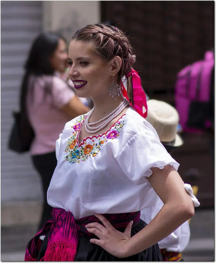 Disfrutando de las fiestas en Cuenca, Ecuador